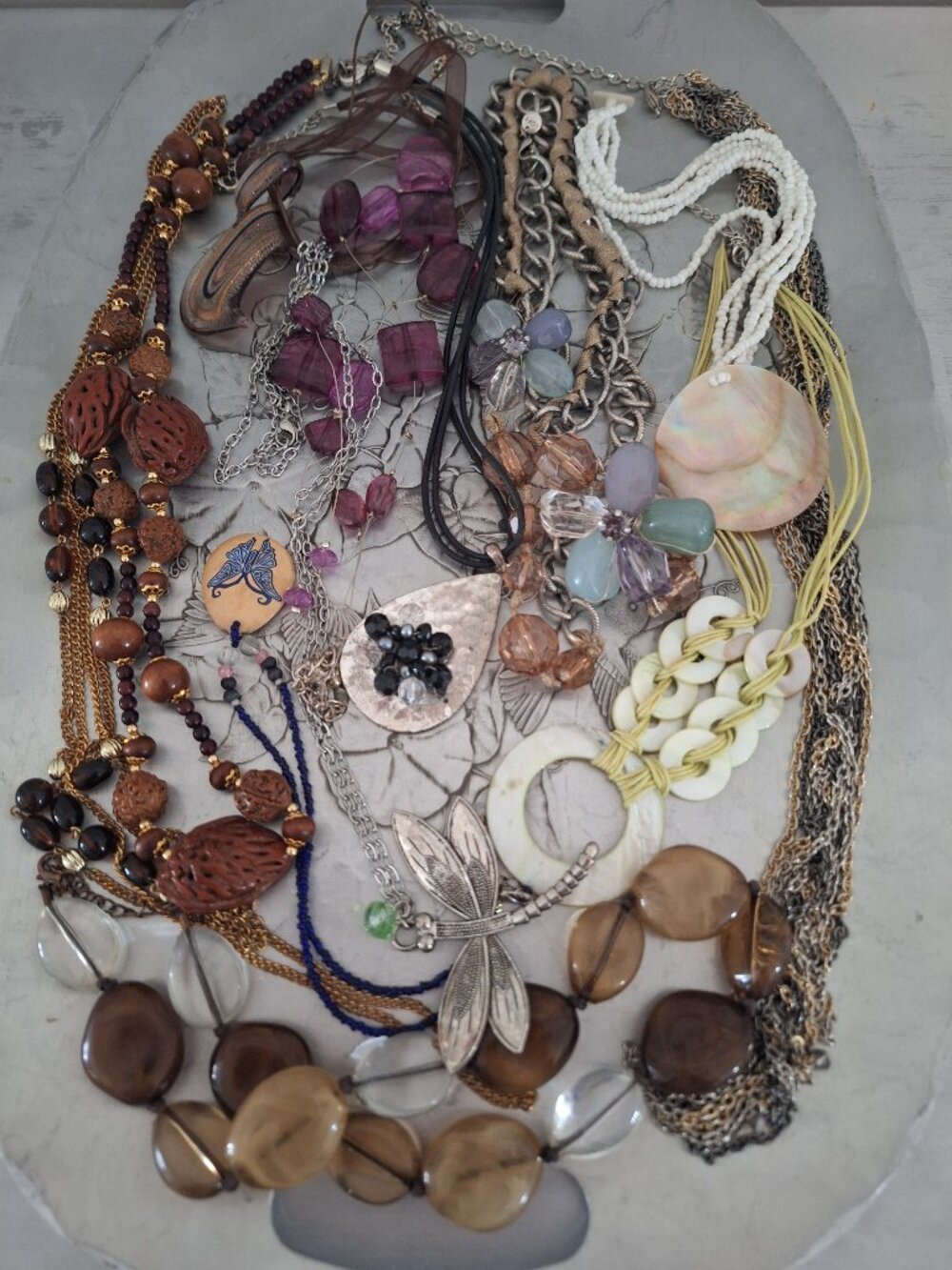 Necklace Lot   12  necklaces